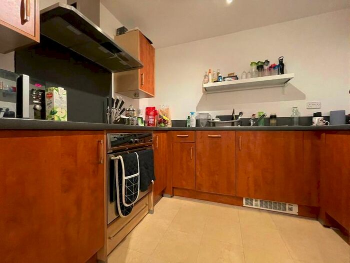 1 Bedroom Apartment To Rent In Westside One, B1