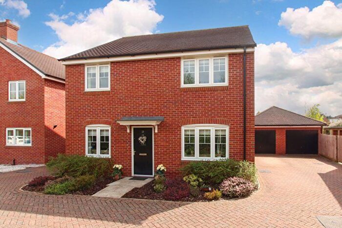 4 Bedroom Detached House For Sale In Hewgal Way, Aston Clinton, HP22