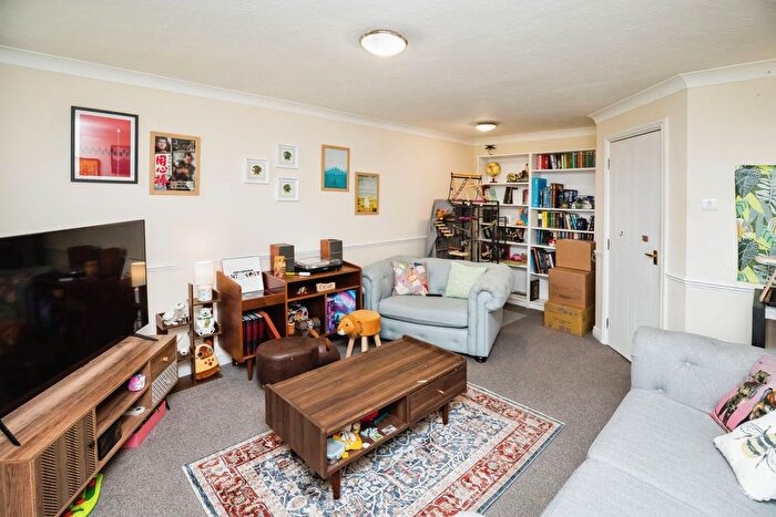 2 Bedroom Flat For Sale In Main Road, Broughton, Chester, Flintshire, CH4