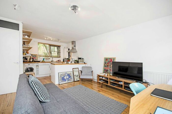 1 Bedroom Terraced House To Rent In Brownlow Road, London Fields, London, E8