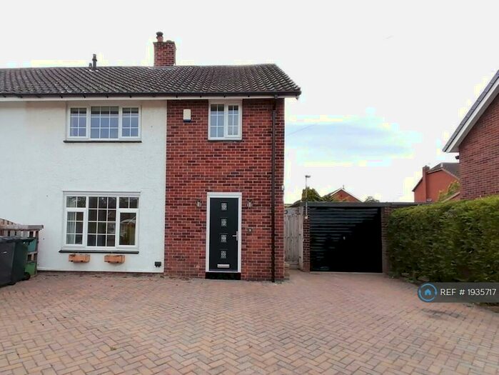 3 Bedroom Semi-Detached House To Rent In Oak Tree Road, Doncaster, DN10