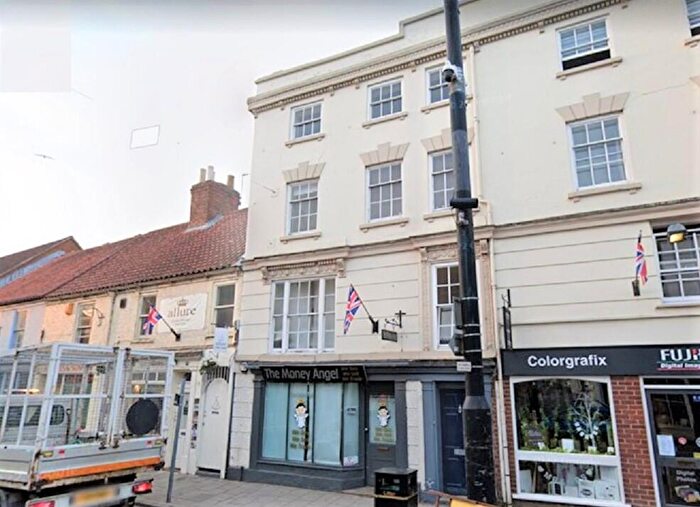 3 Bedroom Block Of Apartments For Sale In Eastgate, Louth, LN11