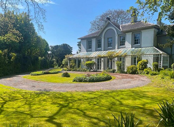 8 Bedroom Detached House For Sale In Old Ashford Road, Lenham, Maidstone, Kent, ME17