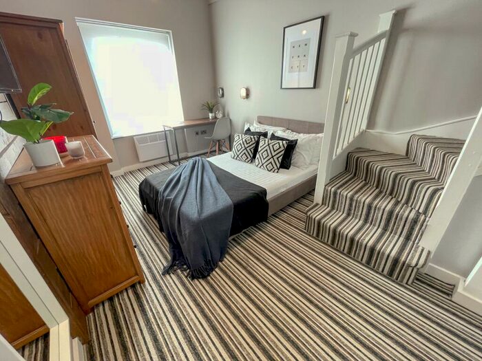 10 Bedroom Terraced House To Rent In Nelson Street, L1