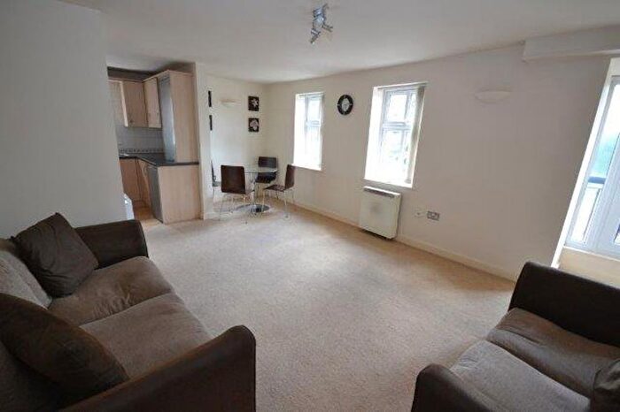 2 Bedroom Flat To Rent In Princess Road East, Leicester, LE1
