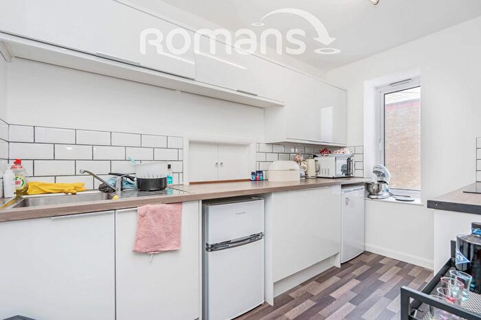 2 Bedroom Apartment To Rent In Lower Brook Street, Winchester, SO23