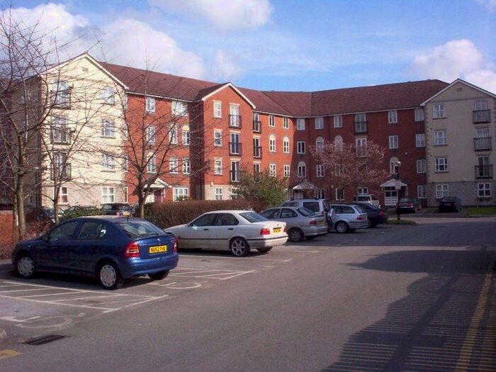 2 Bedroom Flat To Rent In St Davids Court, Cheetham Hill, Manchester, M8