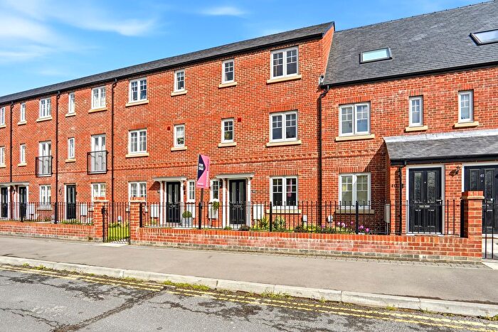 4 Bedroom Terraced House For Sale In Grosvenor Road, York, YO30