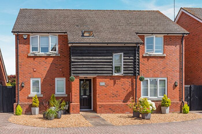 3 Bedroom Detached House For Sale In Fulwell Road Finmere Buckingham, Buckinghamshire, MK18