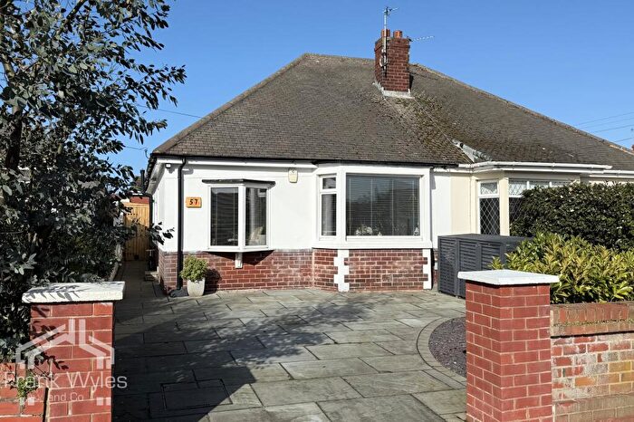 2 Bedroom Bungalow For Sale In Sandhurst Avenue, Lytham St. Annes, Lancashire, FY8