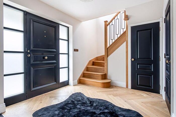 4 Bedroom Detached House For Sale In Tolmers Road, Cuffley, EN6