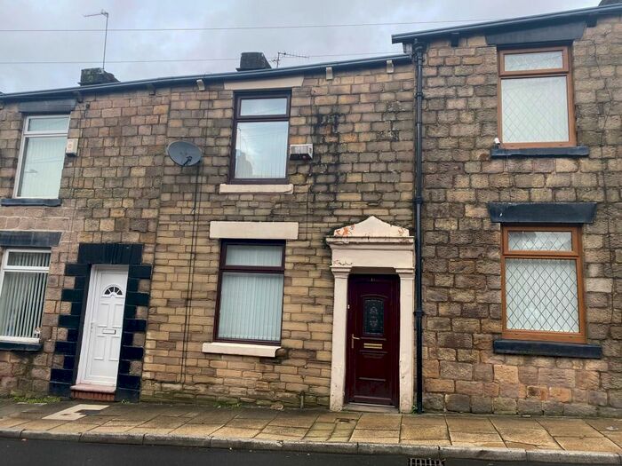 2 Bedroom Terraced House To Rent In Catherine Street, Lees, Oldham, OL4