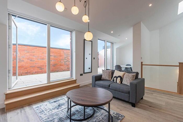 2 Bedroom Duplex To Rent In The Lancaster, Shadwell Street, Birmingham, B4