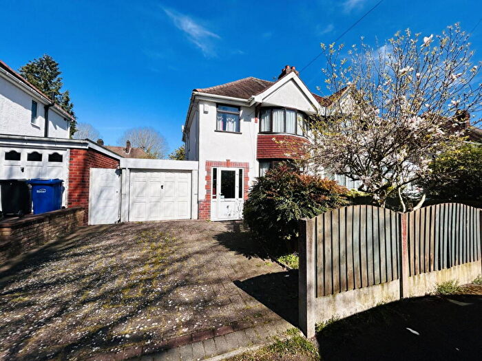 3 Bedroom Semi Detached House For Sale In Somery Road, Dudley, DY1