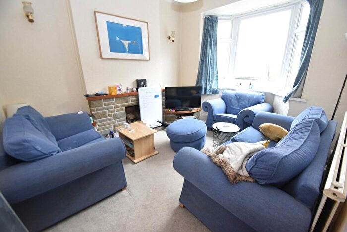 3 Bedroom House To Rent In Gelligaer Gardens, Cathays, Cardiff, CF24