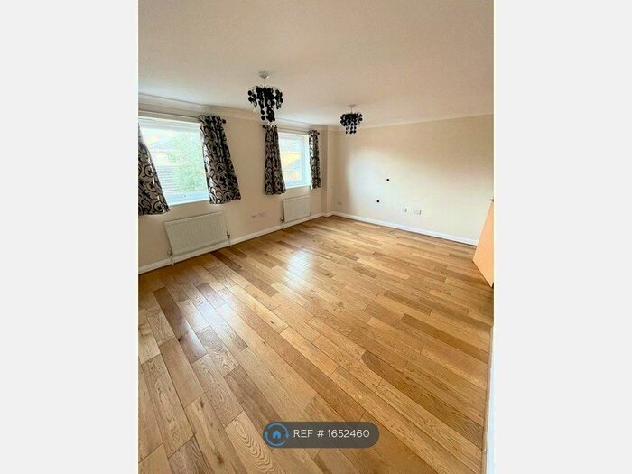 5 Bedroom Terraced House To Rent In Manning Gardens, Croydon, CR0