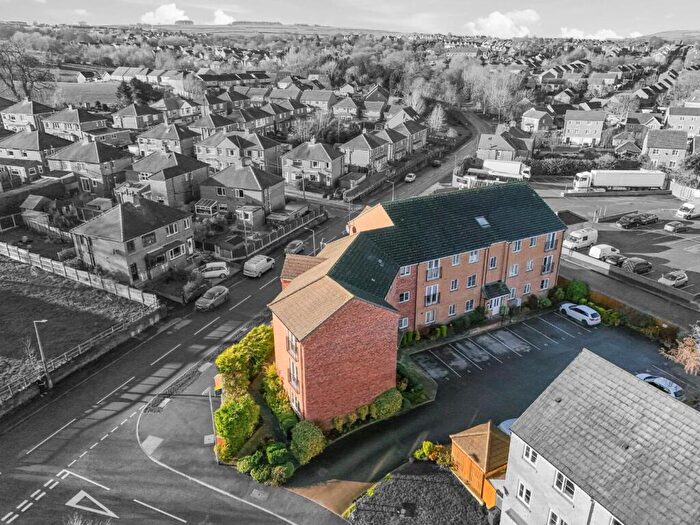 2 Bedroom Apartment For Sale In Dunstone Heights, Penistone, S36