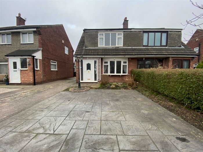 3 Bedroom Semi-Detached House To Rent In Mounsey Road, Bamber Bridge, Preston, PR5