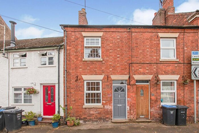 2 Bedroom Terraced House For Sale In High Street, Husbands Bosworth, Lutterworth, LE17