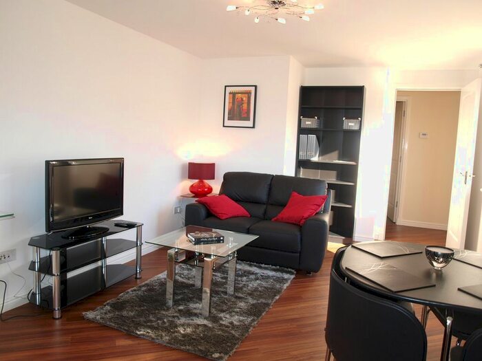 1 Bedroom Flat To Rent In Slateford Gait, Gorgie, Edinburgh, EH11