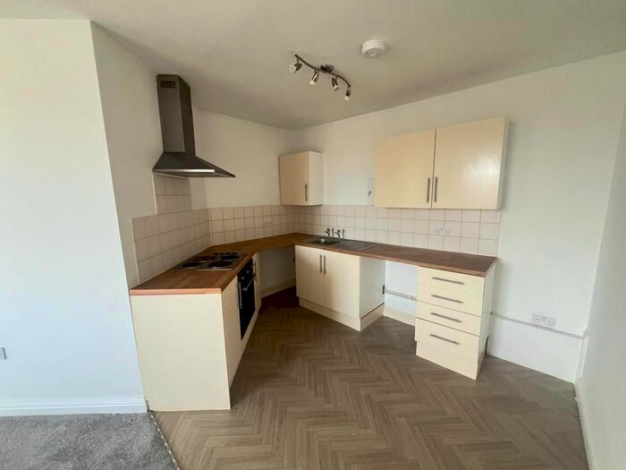 3 Bedroom Flat To Rent In High Street, Deal, CT14