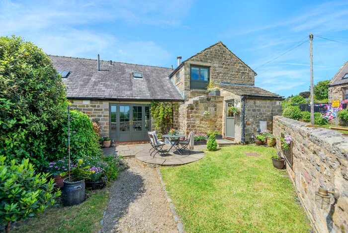 4 Bedroom Barn Conversion For Sale In Hall Green Lane, North Rigton, LS17