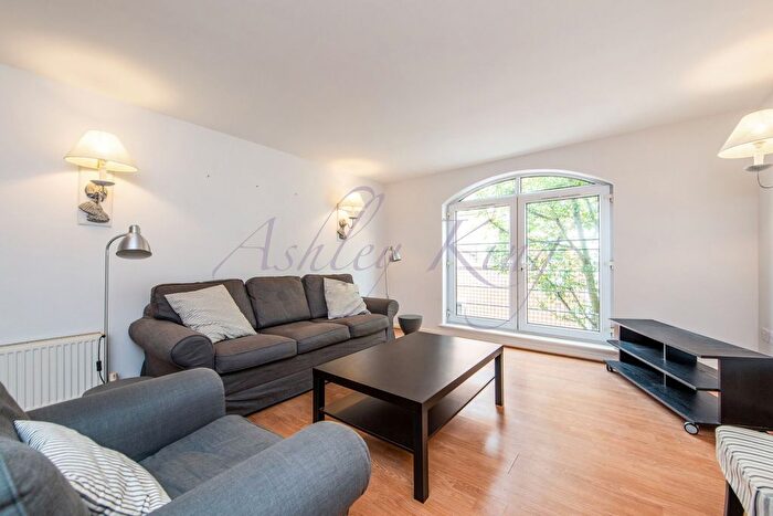 1 Bedroom Flat To Rent In Cold Harbour, London, E14