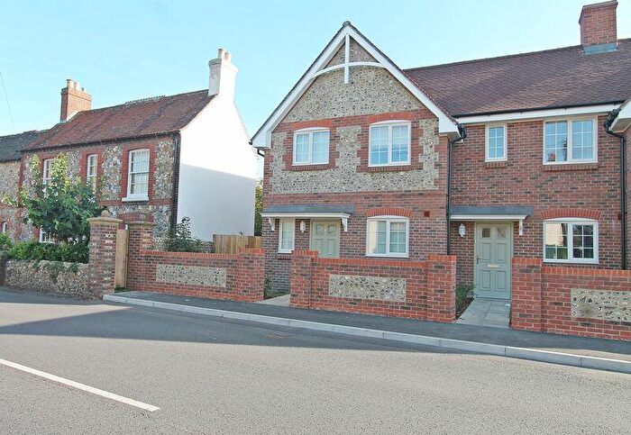 3 Bedroom Terraced House To Rent In Chequers Place, Oving Road, Chichester, PO19