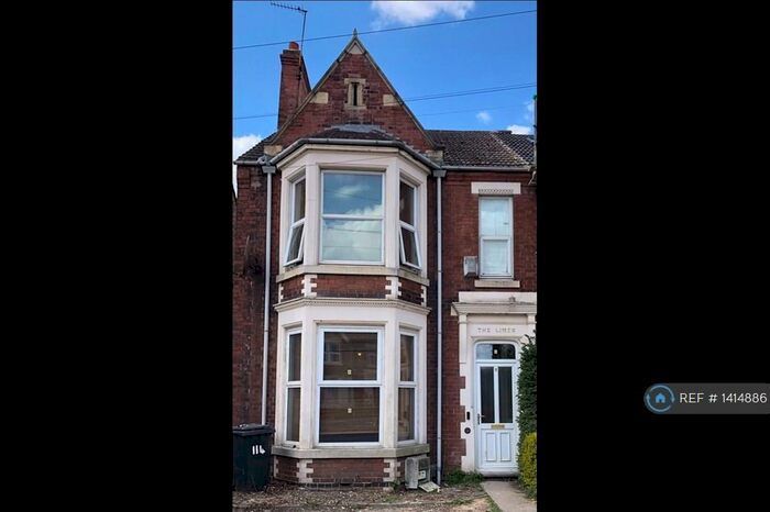 5 Bedroom Semi-Detached House To Rent In Lincoln Road, Peterborough, PE1