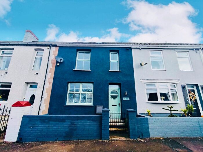 2 Bedroom Property To Rent In Gwalia Terrace, Blaina, Abertillery, NP13