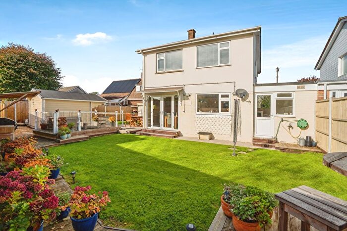 3 Bedroom Detached House For Sale In Blenheim Gardens, Denvilles, Havant, Hampshire, PO9