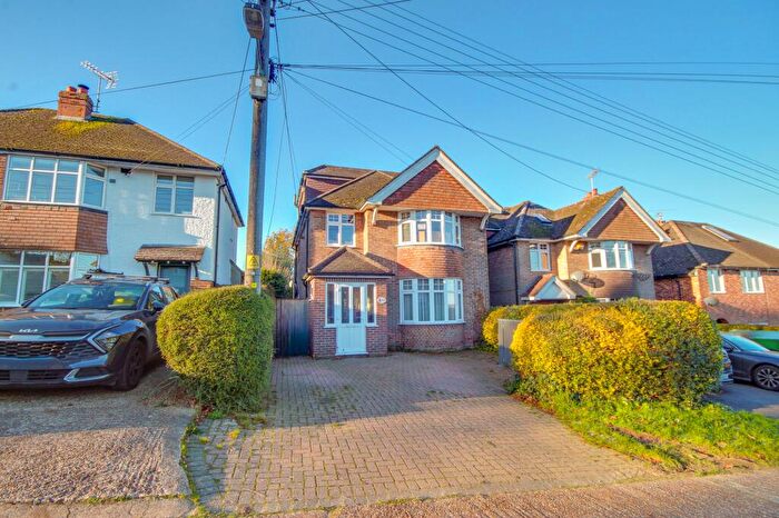 4 Bedroom Detached House For Sale In Highland Road, Haywards Heath, RH16