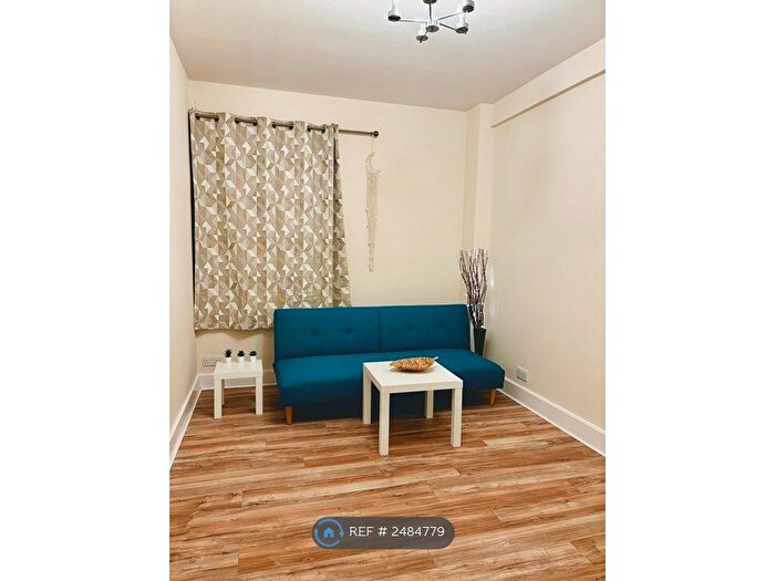 1 Bedroom Flat To Rent In Dudley Court, London, W1H