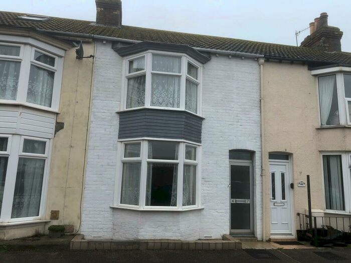 2 Bedroom Terraced House To Rent In Ranelagh Road - Weymouth, DT4