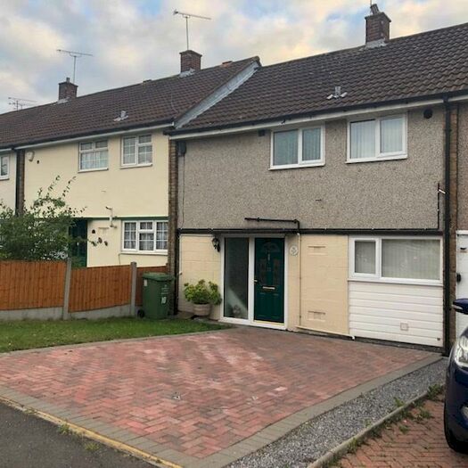 3 Bedroom House To Rent In Barstable West, Basildon, SS14