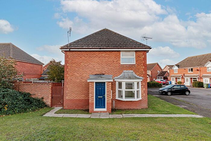 2 Bedroom End Terrace House For Sale In Ivory Close, Faversham, ME13