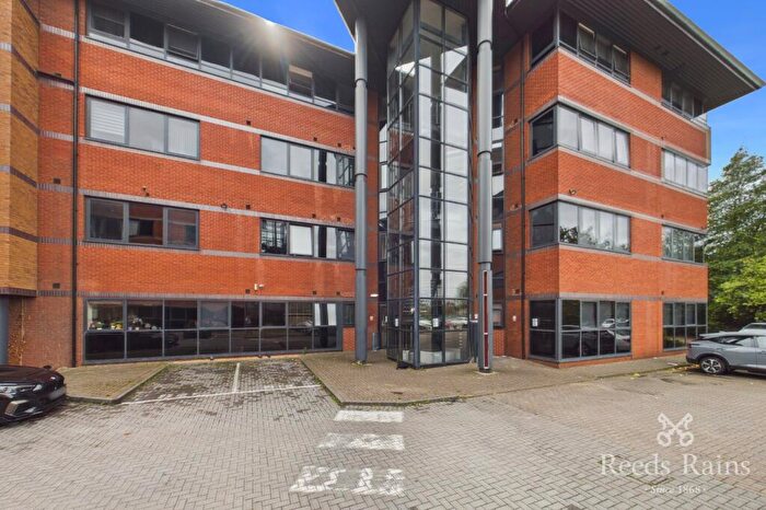 1 Bedroom Apartment For Sale In Windsor Street, Salford, Greater Manchester, M5