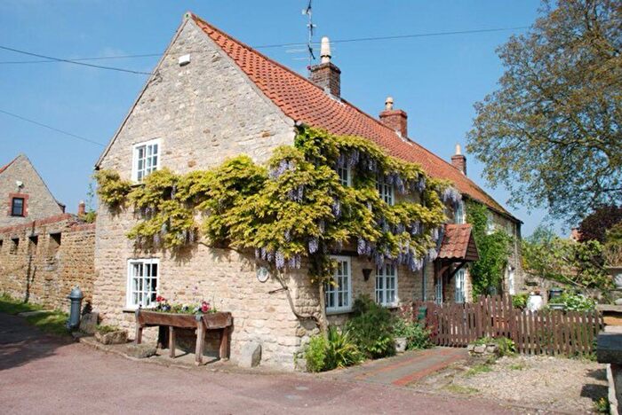 4 Bedroom Detached House For Sale In Walnut Cottage, Grosvenor Square, Wellingore, LN5