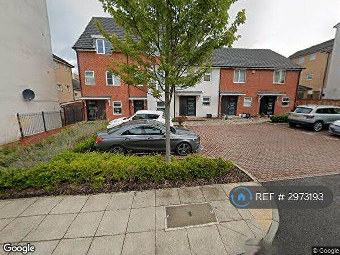 2 Bedroom Terraced House To Rent In Lindisfarne Way, Reading, RG2