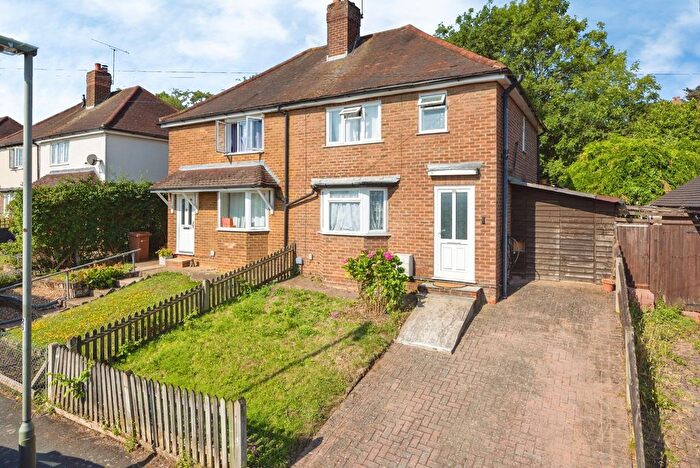 3 Bedroom Semi-Detached House For Sale In Woodside Road, Guildford, Surrey, GU2