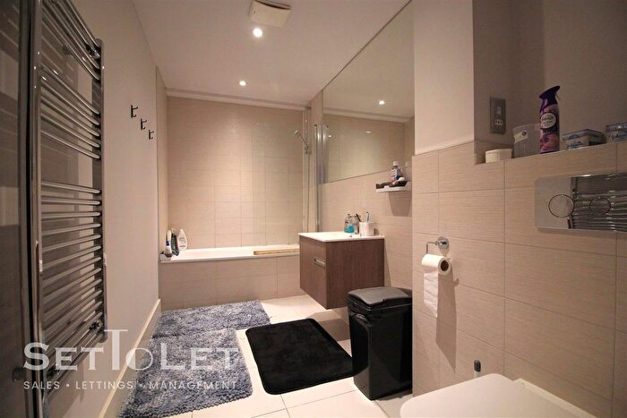 2 Bedroom Flat To Rent In Aria Apartments, Chatham Street, Leicester, LE1