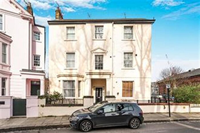 2 Bedroom Flat For Sale In Gloucester Avenue, NW1