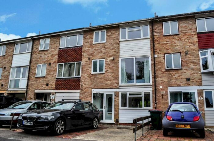 1 Bedroom Property To Rent In Ardingly Close, Ifield, RH11