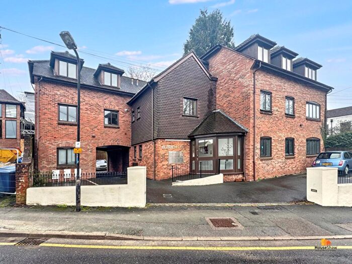 1 Bedroom Flat To Rent In East Street, Chesham, HP5