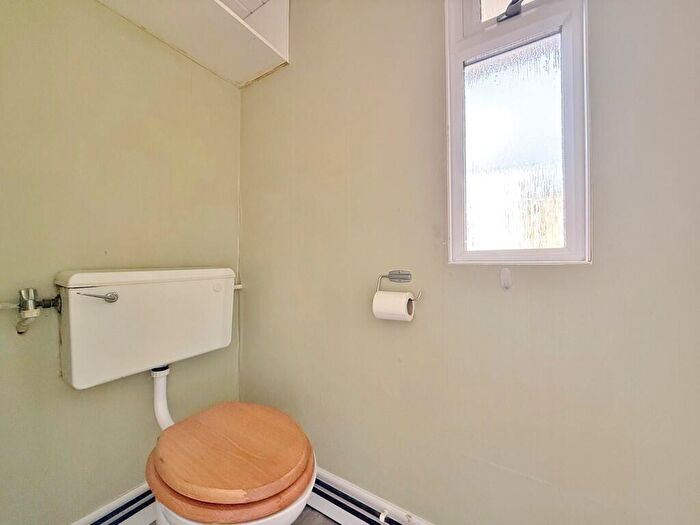 3 Bedroom Semi-Detached House For Sale In Southbourne Avenue, Drayton, PO6