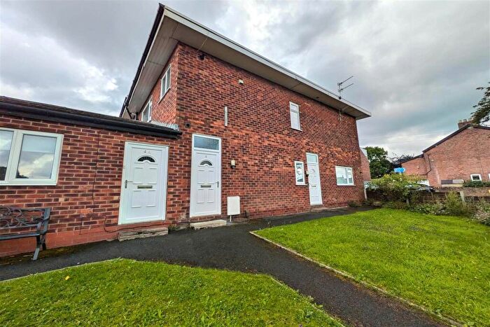 2 Bedroom Apartment To Rent In Buxton Lane, Marple, Stockport, SK6