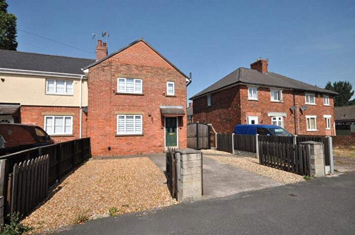 3 Bedroom End Of Terrace House For Sale In Barnsley Road, Moorends, Doncaster, DN8