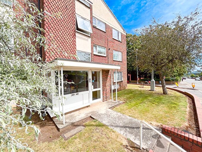 1 Bedroom Flat For Sale In Cliftonville Court, Cliftonville, Northampton, NN1