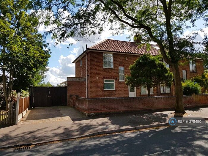 4 Bedroom Semi-Detached House To Rent In Norwich, Norwich, NR5