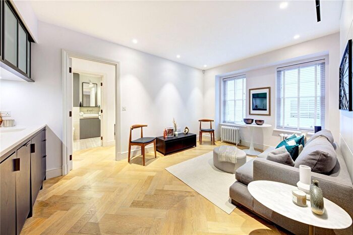 1 Bedroom Flat To Rent In Southampton Street, London, WC2E